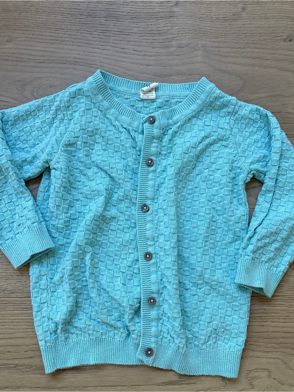 Kate Quinn cardigan 4T